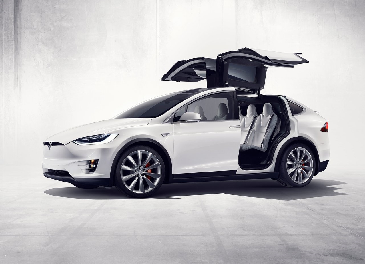 TESLA MODEL X